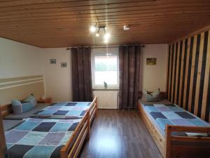Kubis Modern Retreat