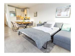 2-room luxury apartment