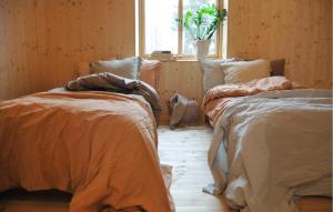 3 Bedroom Beautiful Home In Katrineholm