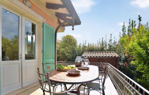 3 Bedroom Awesome Home In Camaiore