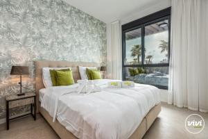 ViVi Homes - Fari Pool, Sauna, Gym & Sea View