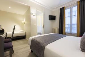 Triple Room room in Résidence du Pré