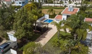 Thekla Oasis Villa - Zeybekköy