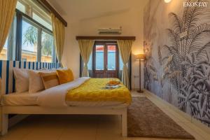 EKOSTAY - Utopian Villa with Jacuzzi