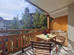 Appartements Super Venosc - E3 - Studio vue montagne 4pers : photos des chambres