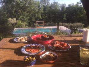 Maisons de vacances Villa avec piscine, boulodrome, yoga, grand jardin : photos des chambres