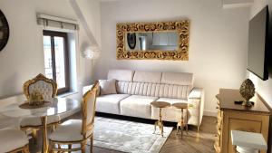 APARTAMENT JARACZA 2815