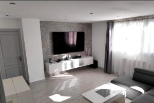 Appartements Appartement de 2 chambres avec balcon et wifi a Uzes : photos des chambres