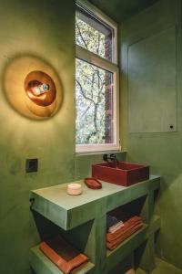 Your colourful Antwerp Oasis