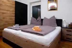 Ferienhaus Seeblick - 法克湖畔杜罗博拉赫