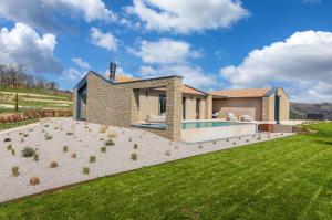 Villa Rea by Villsy - with private pool, sauna and jacuzzi