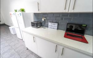 6 Bed House for ContractorsGroupsGuests