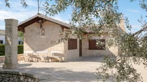 Borgo Specchia Natural Resort