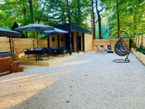 Figa w lesie - 波伊兹