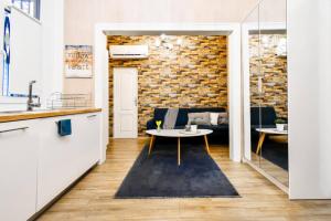 2bdr Heart Of Sofia Ac Fully Equipped