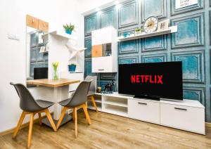 2bdr Heart Of Sofia Ac Fully Equipped