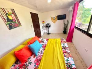 Casa Tili -TicoExperience on Isla Damas - Private Pool -Secluded Beach