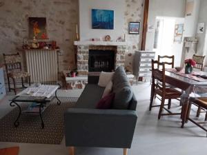B&B / Chambres d'hotes Gite Sevremoine Bois Buteau : photos des chambres