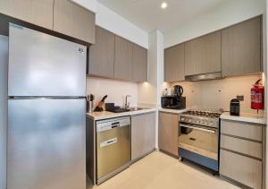 Majestic Act One 2BR 32nd floor- Downtown- Fountain view
