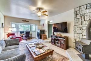 Lake Access and Hot Tub Pet-Friendly Arnold Home