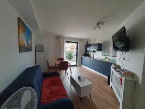 Studio équipé et meublé St Cyprien - Latour-Bas-Elne