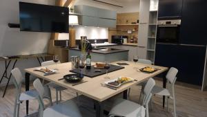 Appartements Appartement avec Terrasse & Parking Sarlat centre : photos des chambres