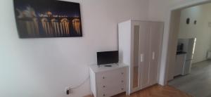 Small Sunny park view apartment