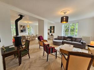 Sejours chez l'habitant La maison elegante, chambre proche gare et centre de Brunoy : photos des chambres