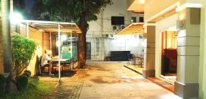 鲁米阿帕特尔酒店 - Malabañas