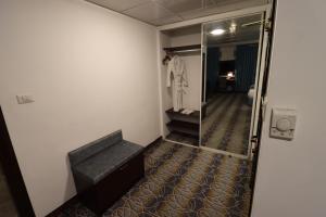 Larsa Hotel