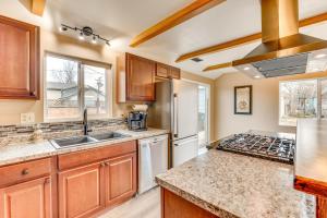 Family-Friendly Ontario Home in Central Location!