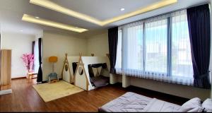 Juns Villa Tangerang 4BR Luxury Aesthetic & Homey