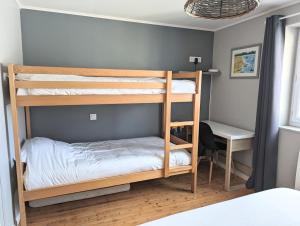 Maisons de vacances Agreable maison renovee en hyper centre avec patio : photos des chambres