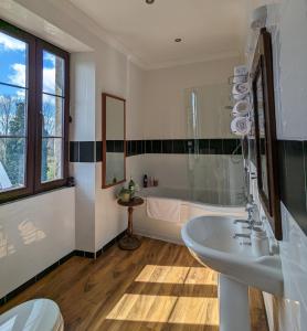 B&B / Chambres d'hotes Trente-Trois Le Nouhaud : photos des chambres