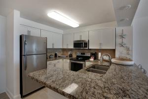 Pelican Beach 1012 by Pelican Beach Management