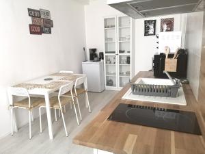 Maisons de vacances La Demeure des Artistes - Quartier historique : photos des chambres