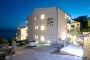 Seaside apartments with a swimming pool Businci, Ciovo - 21999