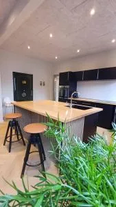 Luxurious Apartment In Aalborg City, Free Parking - Vadum