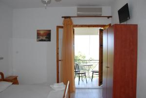 Artolithia Apartments