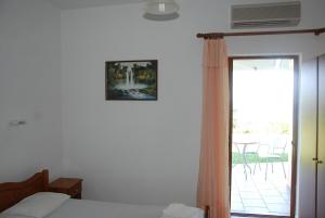 Artolithia Apartments