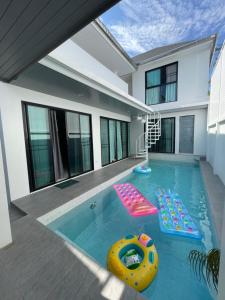 John’s pool villa Rawai