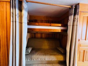 Les Saisies: Appt 2P+C, terrasse, TV, lave-vaisselle - 5 pers - FR-1-293-399