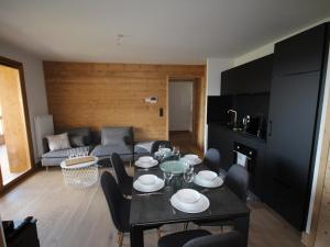 Appartement neuf 50m², 2 chambres, WIFI, parking couvert - FR-1-293-398
