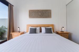 Villa Venta by Maheswara