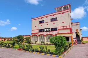 OYO Flagship The Ganga Regency