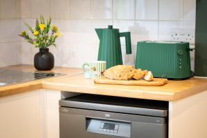 Estate Lodge Sleeps 5 on The Jurassic Coast Devon