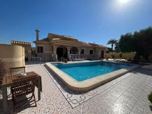 Villa Torrevieja - La Mata