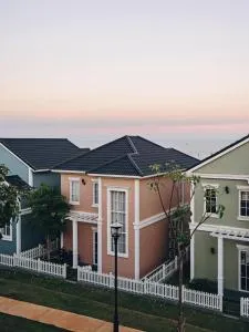 Holiday Villa Novaworld Phan Thiet - Bình Sum