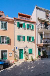 Central Split rooms and apartments Paese