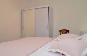 Lovely 1-bedroom Apartment Venilia Rudin